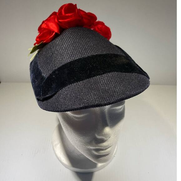 Vintage Carlot Juliet Velvet Red Roses Trimmed Black Fascinator Hat - Picture 2 of 8